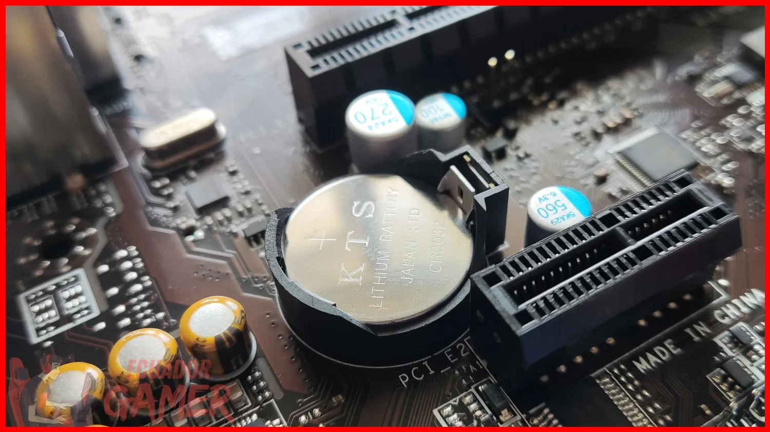 Identificar el modelo de pila CMOS (CR2032) compatible con mi placa base